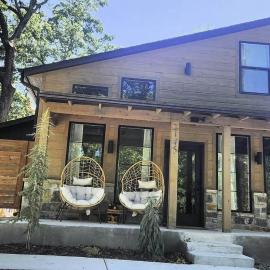 The Pointe Guesthouse