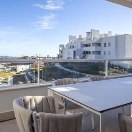Soleá Penthouse - Luxury Rooftop Stay, hotel in Mijas Costa
