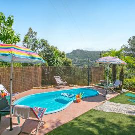 Villa Monte Enrico - With Pool & Jacuzzi - Happy Rentals