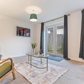 Spacious 4BR Bristol Stay - WiFi & Free Parking