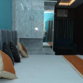 Hotel Evergreen, hotell i Arāria