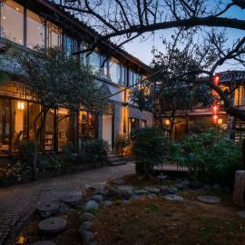 Lijiang lazy Tribe sonw Mountain View Guesthouse, hotel en Baisha