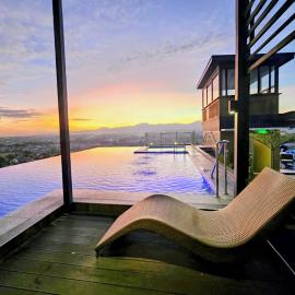 La Grande Residence 1BR Corner unit Phase 2-710