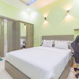 Shiva Home Syariah RedPartner near Alun Alun Tegal, hotel em Tegal