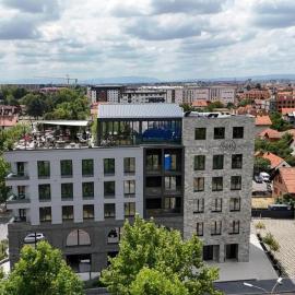 Hotel Krug: Bijeljina şehrinde bir otel