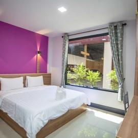 Nakarin Hotel, hotel di Amnat Charoen