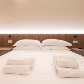 Aima Boutique Rooms，科斯塔沃皮諾的飯店