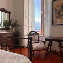 Poros Chic Seaside Neo-Classical Apartment with Terrace, hotel in Poros