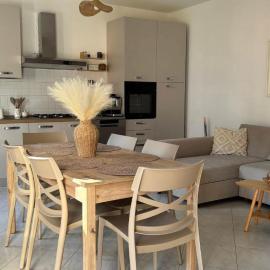 Vista Felice Apartament, hotel in Ranzanico