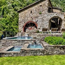 Old Mill, hotell i Pigna