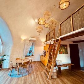 Kupolinis namelis, hotel in Kilova II