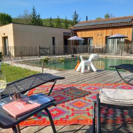 Magnifique Eco-gîte 4 personnes avec piscine naturelle