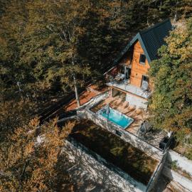 The Magic Forest - Holiday Home & Spa Zone Platak, hotelli kohteessa Soboli