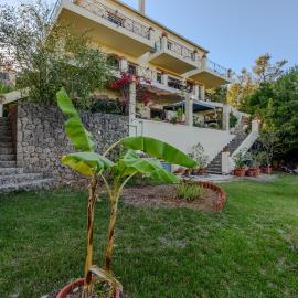 Aerino House, hotell sihtkohas Dassia