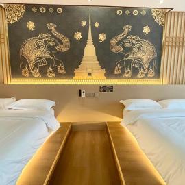 Mangshi Dai Elephant Mansion Hotel, מלון בMangshi
