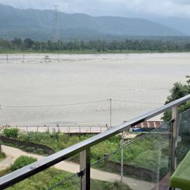 Rishīkesh में, होटल Veda- Luxurious 4BHK with Ganga & Hill View