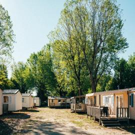 Camping Les 4 Saisons, khách sạn ở Saint-Maurice-lʼExil