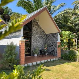 Phak Ploen Home Stay, hotel in Ban Rae Mai Phai