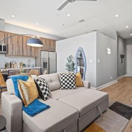Modern 1 bedroom 2 bed Condo in Heart of Dallas, hotel u gradu Dalas