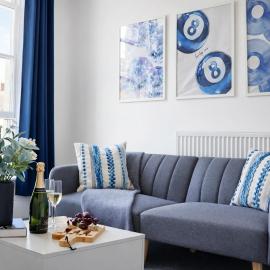 Modern Serviced Apartments Steps From Gloucester Quays, hotel em Gloucester