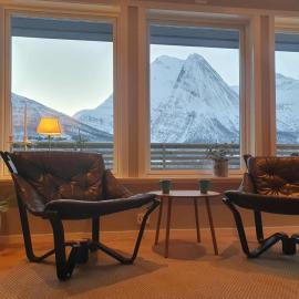 Villa Balsfjord Fjord & Mountain view, hotel 