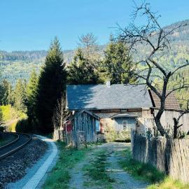 Historic Railway Cottage At Mount Arber, hotel in Bayerisch Eisenstein