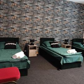 Villa Varzob lll: Varşova'da bir otel