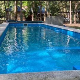 Quinta con pileta, hotel i Brandsen