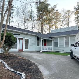 Cozy Home In Lawrenceville