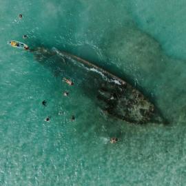 Darocotan Shipwreck Camping โรงแรมในเอลนิโด