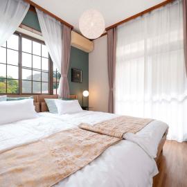 横須賀汐入一軒家, hotel en Wada