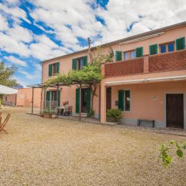 Appartamenti Quintavalle, hotel i Casa Marchetti
