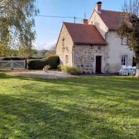 Charron में, होटल Gite de charme en Creuse Chaba d'entra