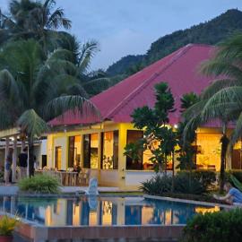 Pintuyan Dive Resort, hotel sa Pintuyan