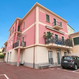 Merlo Town Center Apartments, ξενοδοχείο σε Ceriale