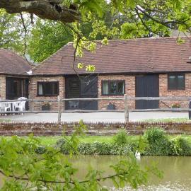 2 Bed in Nr Hailsham oc-sx912