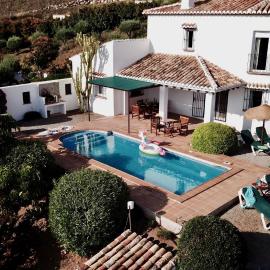 Villa La Torre, hotelli kohteessa Cajís