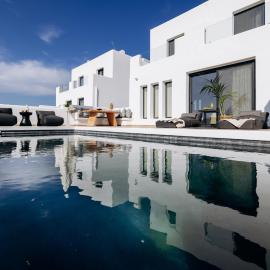 Hidden Gem - 2Br Sea View Villas - Plaka Beach Naxos, hotel a Naxos Chora