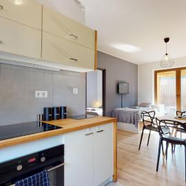 Apartament Fibra Flat White، فندق في ريبنيك