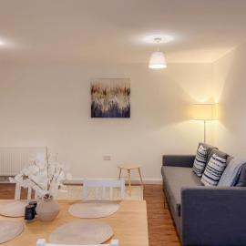 58c Thorpe Road - City Centre