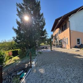 Mango में, होटल Relais Portaluna delle Langhe, Private Estate with Pool, 7 Bedrooms, Sleeps 18, Vineyard Views