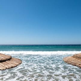 Infinity sea view rooms in Tinos Island Greece, хотел в Kardhianí