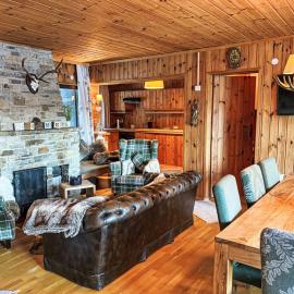 Holiday Home Forsthaus Chalet by Interhome, hotel em Thomatal