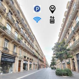 CHEZ CLAIRE 4- Place Capitole 122m2, Clim Centrale