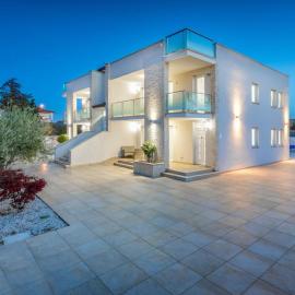 Holiday Home Villa Ricardo by Interhome