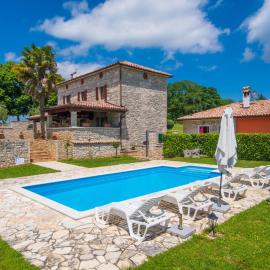 Holiday Home Blašković by Interhome, khách sạn ở Nedeščina