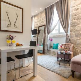 Dubrovnik Deluxe Rooms, hotel di Dubrovnik