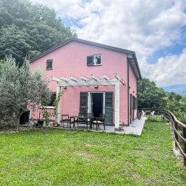 Apartment Le radici dell'ulivo by Interhome – hotel w mieście Calice Ligure