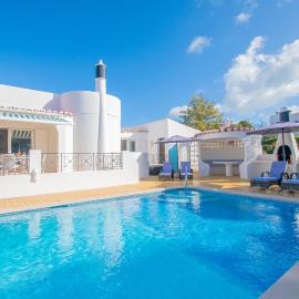 61 vdm - Superb villa on Vale do Milho with heated