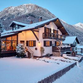 Ludwig‘s Mountain Lodges, hotel sa Dalaas